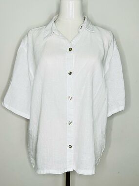 Nicole Miller New York 100% linen Women’s White button front shirt Sz L